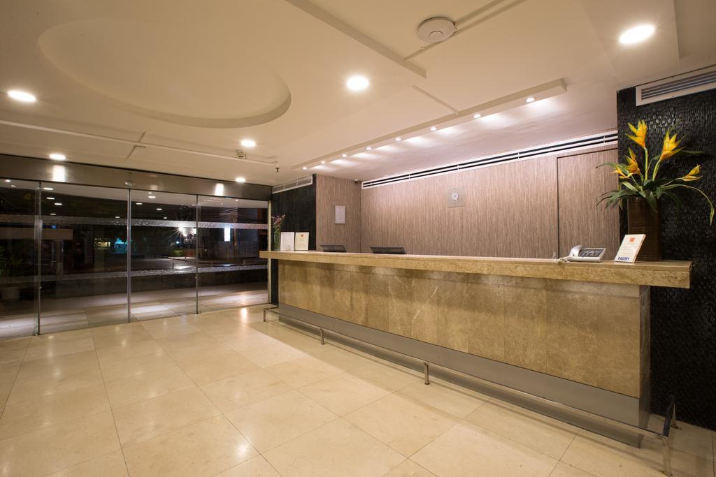 Seasons Siam Hotel Bangkok Dış mekan fotoğraf